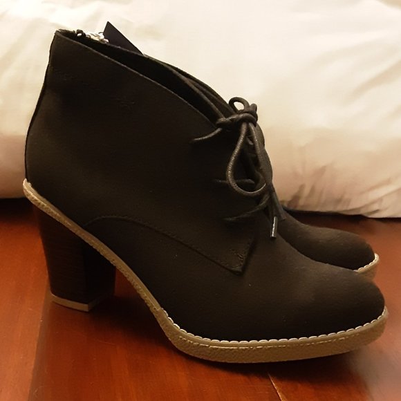 Old Navy Shoes - Old navy women's bootie